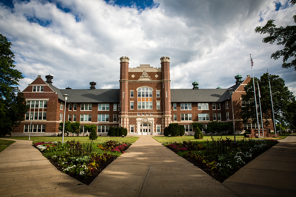 Eminent Education Institute